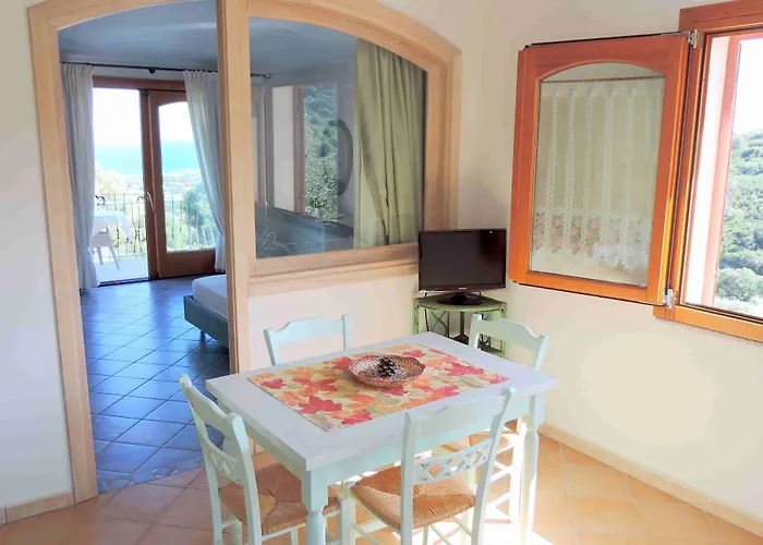 Solaria - Luddui Lejlighed Budoni